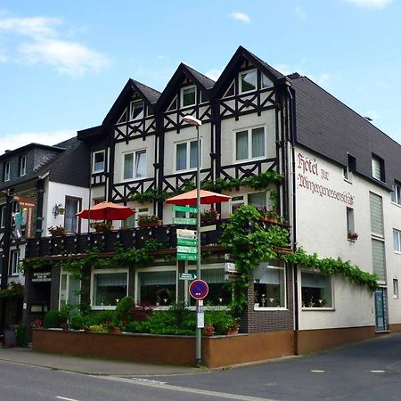 Hotel Zur Winzergenossenschaft Ernst Luaran gambar
